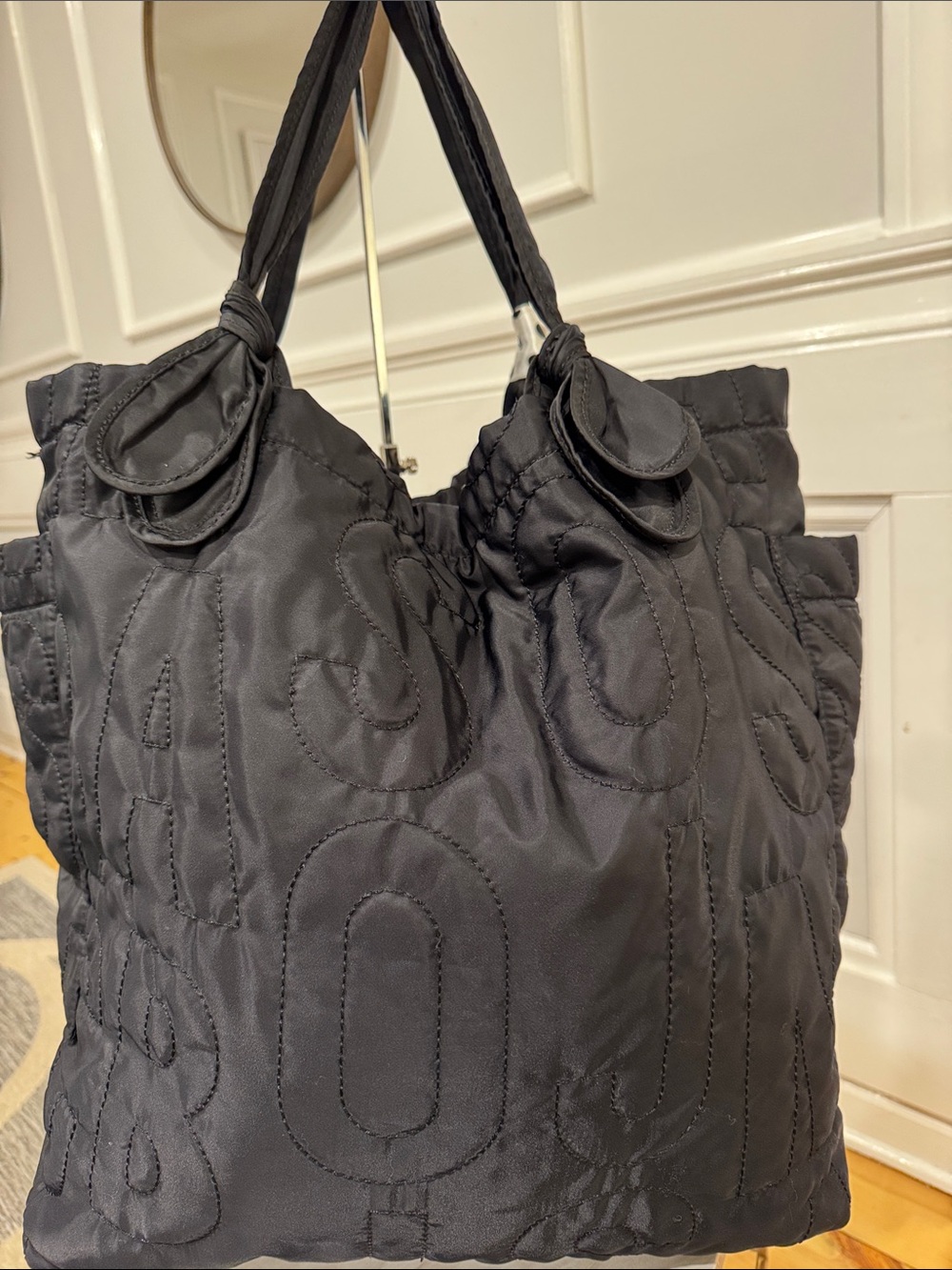 Marc Jacobs Bag Oversized Pretty Nylon Tate Embroidered Logo Black Quilted Tote - Picture 9 of 17
